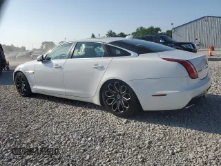 2017 Jaguar XJ Portfolio с VIN SAJWJ2GD3H8W07844, выставлен на аукционе Copart как лот 63762435 с пробегом Не указан миль и Чистый • Clean title. История ставок и продаж доступна на DreamBid. Изображение 2.