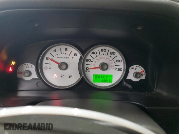 2006 Ford Escape XLT with VIN 1FMCU03106KC14923, listed as a Copart auction lot 52727095 with 126,842 mi miles and Salvage Title. Bid and sale history available at DreamBid. Image 9.