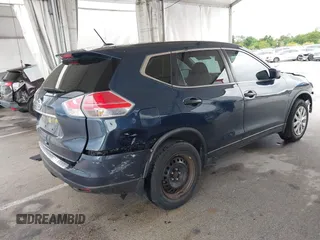 2016 Nissan Rogue SV with VIN JN8AT2MT1GW023651, listed as a IAAI auction lot 41980524 with 92,186 mi miles and . Bid and sale history available at carsss.com. Image 4.