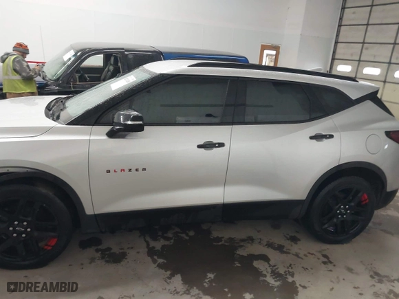 2020 Chevrolet Blazer LT with VIN 3GNKBJRS9LS624655, listed as a IAAI auction lot 41707430 with 99,335 mi miles. Bid and sale history available at carsss.com. Image 14.