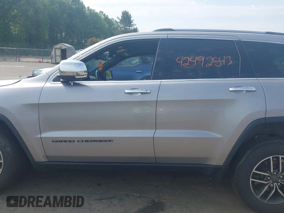 2020 Jeep Grand Cherokee Limited X z VIN 1C4RJFBG3LC233195, wystawiony jako IAAI lot #42492543 z przebiegiem 60 940 mil mil oraz . Historia ofert i sprzedaży dostępna na DreamBid. Obrazek 14.