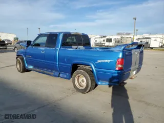 1998 Dodge Ram 1500 with VIN 3B7HC13Y1WG216526, listed as a Copart auction lot 46367075 with 209,668 mi miles and Salvage Title. Bid and sale history available at carsss.com. Image 2.