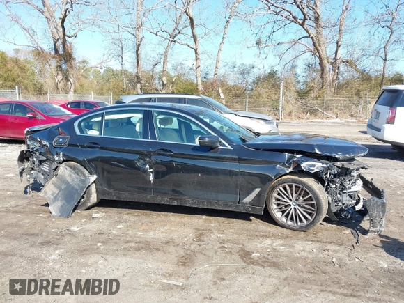 2019 BMW 5 Series 530i z VIN WBAJA5C56KWW03537, wystawiony jako IAAI lot #41430626 z przebiegiem 98 240 mil mil oraz . Historia ofert i sprzedaży dostępna na DreamBid. Obrazek 6.