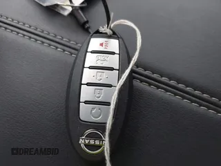 2025 Nissan Altima SV z VIN 1N4BL4DV3SN372568, wystawiony jako IAAI lot #42429216 z przebiegiem 7 865 mil mil oraz . Historia ofert i sprzedaży dostępna na DreamBid. Obrazek 11.