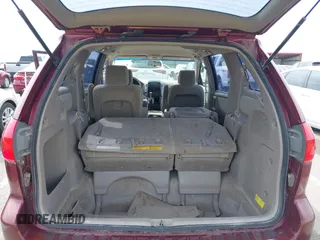 2006 Toyota Sienna CE with VIN 5TDZA23C96S560661, listed as a IAAI auction lot 41954886 with 272,937 mi miles. Bid and sale history available at carsss.com. Image 18.