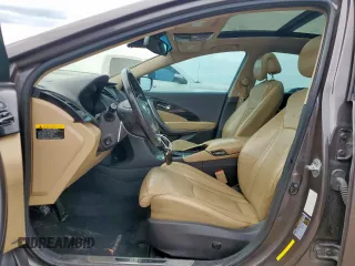 2015 Hyundai Azera Limited z VIN KMHFH4JG7FA483586, wystawiony jako Copart lot #61013125 z przebiegiem 127 766 mil mil oraz Czysty tytuł • Clean title. Historia ofert i sprzedaży dostępna na DreamBid. Obrazek 7.