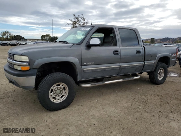 2002 Chevrolet Silverado 1500HD LT with VIN 1GCGK13U42F139870, listed as a Copart auction lot 82151294 with 0 mi miles and Clean Title. Bid and sale history available at carsss.com. Image 1.