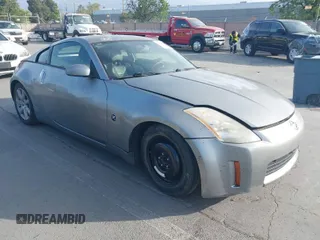 2003 Nissan 350Z Touring with VIN JN1AZ34E63T017795, listed as a IAAI auction lot 42044606 with 110,533 mi miles. Bid and sale history available at carsss.com. Image 1.
