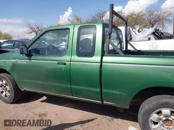 1998 Nissan Frontier XE z VIN 1N6DD26S3WC318614, wystawiony jako IAAI lot #41965202 z przebiegiem 107 786 mil mil oraz . Historia ofert i sprzedaży dostępna na DreamBid. Obrazek 15.