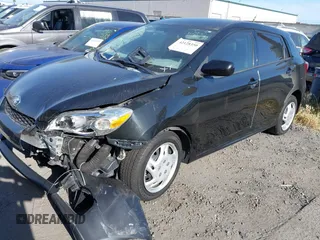 2011 Toyota Matrix z VIN 2T1KU4EEXBC677963, wystawiony jako IAAI lot #42128350 z przebiegiem 38 590 mil mil oraz . Historia ofert i sprzedaży dostępna na DreamBid. Obrazek 2.