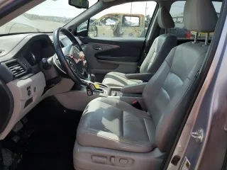 2016 Honda Pilot EX-L z VIN 5FNYF5H54GB014493, wystawiony jako Copart lot #52558665 z przebiegiem 206 180 mil mil oraz Szkoda całkowita • Salvage title. Historia ofert i sprzedaży dostępna na DreamBid. Obrazek 7.