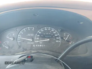 1996 Ford Explorer XL z VIN 1FMDU32XXTUA15079, wystawiony jako IAAI lot #41325714 z przebiegiem 146 639 mil mil oraz . Historia ofert i sprzedaży dostępna na DreamBid. Obrazek 7.