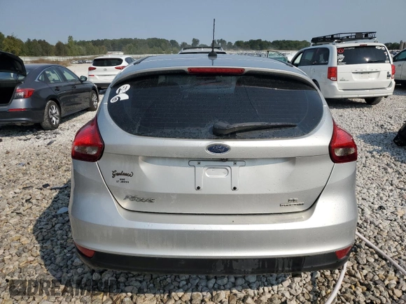 2015 Ford Focus SE with VIN 1FADP3K23FL332086, listed as a Copart auction lot 71199274 with 124,209 mi miles and Clean Title. Bid and sale history available at carsss.com. Image 6.