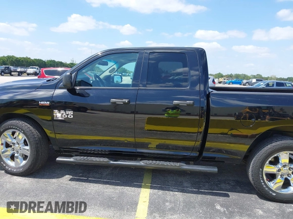 2020 Ram 1500 Classic Tradesman with VIN 1C6RR6FT7LS128771, listed as a IAAI auction lot 42117941 with 98,725 mi miles. Bid and sale history available at carsss.com. Image 14.