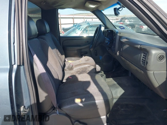 2006 Chevrolet Silverado 1500 Work Truck with VIN 1GCEC14XX6Z109886, listed as a IAAI auction lot 41798061 with 291,013 mi miles and . Bid and sale history available at DreamBid. Image 5.