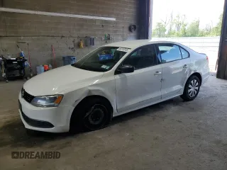 2013 Volkswagen Jetta S z VIN 3VW2K7AJ7DM425671, wystawiony jako Copart lot #60212815 z przebiegiem 188 807 mil mil oraz Szkoda całkowita • Salvage title. Historia ofert i sprzedaży dostępna na DreamBid. Obrazek 1.