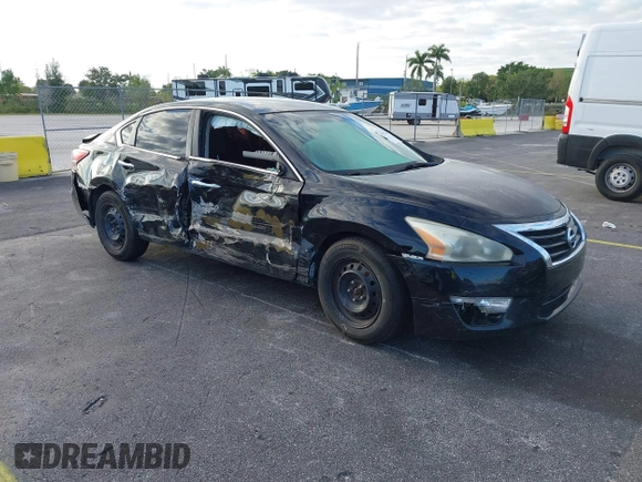 2015 Nissan Altima 2.5 S with VIN 1N4AL3AP9FN918503, listed as a IAAI auction lot 41997883 with 111,336 mi miles. Bid and sale history available at carsss.com. Image 1.