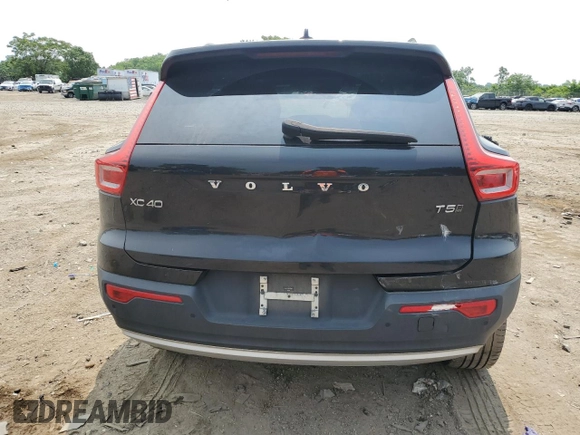2019 Volvo XC40 Momentum with VIN YV4162XZ9K2009464, listed as a Copart auction lot 59635075 with 62,765 mi miles and Salvage title. Bid and sale history available at DreamBid. Image 6.