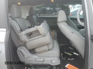 2018 Honda Odyssey EX-L with VIN 5FNRL6H74JB099282, listed as a Copart auction lot 55031025 with 137,359 mi miles and Salvage Title. Bid and sale history available at DreamBid. Image 11.