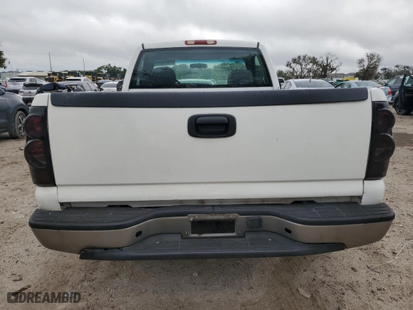2006 Chevrolet Silverado 1500 LS with VIN 1GCEC14V26Z240390, listed as a Copart auction lot 71025874 with 171,828 mi miles and Clean Title. Bid and sale history available at carsss.com. Image 6.