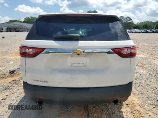 2018 Chevrolet Traverse LS z VIN 1GNERFKW3JJ203354, wystawiony jako Copart lot #54901925 z przebiegiem 110 898 mil mil oraz Szkoda całkowita • Salvage title. Historia ofert i sprzedaży dostępna na DreamBid. Obrazek 6.