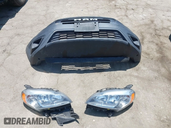 2019 Ram ProMaster City Cargo Tradesman z VIN ZFBHRFAB4K6N81095, wystawiony jako IAAI lot #42350761 z przebiegiem 93 324 mil mil oraz . Historia ofert i sprzedaży dostępna na DreamBid. Obrazek 12.