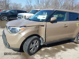 2016 Kia Soul with VIN KNDJN2A26G7331748, listed as a IAAI auction lot 41720004 with 59,674 mi miles. Bid and sale history available at carsss.com. Image 6.