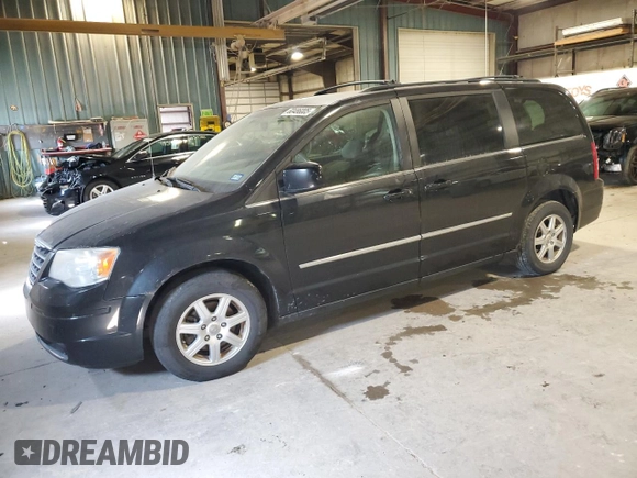 2010 Chrysler Town & Country Touring z VIN 2A4RR5D17AR431823, wystawiony jako Copart lot #60486005 z przebiegiem 200 459 mil mil oraz Czysty tytuł • Clean title. Historia ofert i sprzedaży dostępna na DreamBid. Obrazek 1.