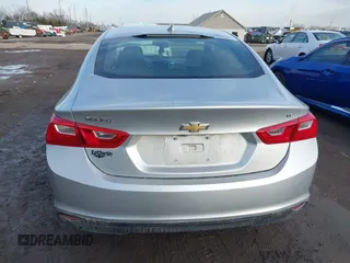 2018 Chevrolet Malibu LT with VIN 1G1ZD5ST6JF292504, listed as a IAAI auction lot 41505655 with 95,739 mi miles and . Bid and sale history available at carsss.com. Image 16.