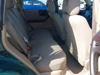 2001 Subaru Forester L with VIN JF1SF63561G719978, listed as a IAAI auction lot 41993814 with 208,781 mi miles. Bid and sale history available at carsss.com. Image 8.