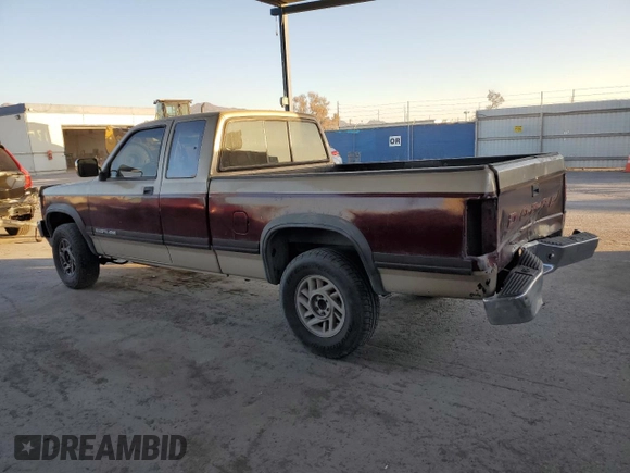 1993 Dodge Dakota z VIN 1B7GG23Y1PS228983, wystawiony jako Copart lot #86064534 z przebiegiem 237 006 mil mil oraz Szkoda całkowita • Salvage title. Historia ofert i sprzedaży dostępna na DreamBid. Obrazek 2.