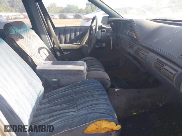 1992 Oldsmobile Cutlass Ciera with VIN 1G3AL54N4N6417365, listed as a IAAI auction lot 42074800 with 306,884 mi miles and . Bid and sale history available at DreamBid. Image 5.