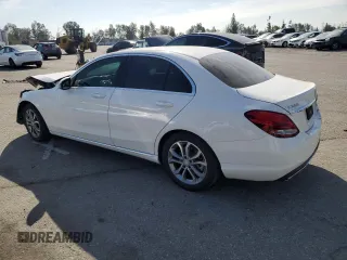 2016 Mercedes-Benz C 300 z VIN 55SWF4JBXGU096861, wystawiony jako Copart lot #53741065 z przebiegiem 92 054 mil mil oraz Szkoda całkowita • Salvage title. Historia ofert i sprzedaży dostępna na DreamBid. Obrazek 2.