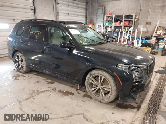 2022 BMW X7 M50i with VIN 5UXCX6C04N9M19672, listed as a IAAI auction lot 41952181 with 1 mi miles. Bid and sale history available at carsss.com. Image 1.