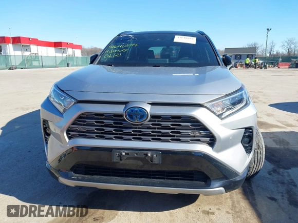 2021 Toyota RAV4 Hybrid XSE with VIN 4T3E6RFV7MU033736, listed as a IAAI auction lot 41640884 with 35,563 mi miles and . Bid and sale history available at DreamBid. Image 12.