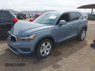 2021 Volvo XC40 Momentum with VIN YV4162UK3M2473571, listed as a IAAI auction lot 41718239 with 60,324 mi miles. Bid and sale history available at carsss.com. Image 2.
