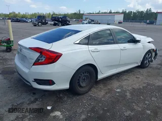 2020 Honda Civic LX z VIN 2HGFC2F65LH531818, wystawiony jako IAAI lot #41997104 z przebiegiem 68 878 mil mil oraz . Historia ofert i sprzedaży dostępna na DreamBid. Obrazek 4.