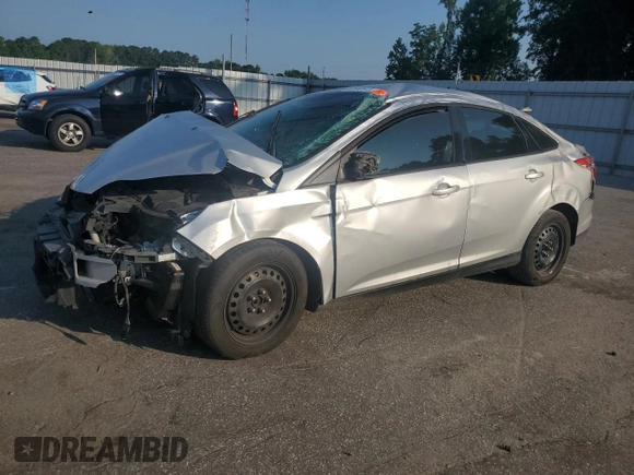 2012 Ford Focus SE with VIN 1FAHP3F20CL211460, listed as a Copart auction lot 62668645 with 151,334 mi miles and Salvage title. Bid and sale history available at DreamBid. Image 1.