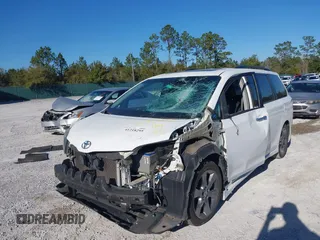 2014 Toyota Sienna SE with VIN 5TDXK3DC4ES487772, listed as a IAAI auction lot 41218295 with 153,368 mi miles and . Bid and sale history available at DreamBid. Image 17.