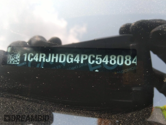 2023 Jeep Grand Cherokee Overland z VIN 1C4RJHDG4PC548084, wystawiony jako IAAI lot #39515221 z przebiegiem Nie podano mil oraz . Historia ofert i sprzedaży dostępna na DreamBid. Obrazek 9.