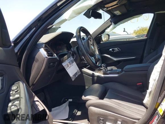 2020 BMW 3 Series 330i с VIN 3MW5R1J00L8B27239, выставлен на аукционе IAAI как лот 42269346 с пробегом 55 822 миль миль и . История ставок и продаж доступна на DreamBid. Изображение 5.