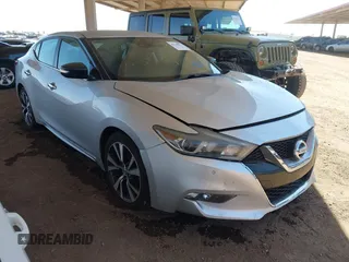2017 Nissan Maxima Platinum z VIN 1N4AA6AP7HC400248, wystawiony jako IAAI lot #42228813 z przebiegiem 221 209 mil mil oraz . Historia ofert i sprzedaży dostępna na DreamBid. Obrazek 1.