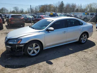 2012 Volkswagen Passat SE z VIN 1VWBP7A30CC078977, wystawiony jako Copart lot #53306395 z przebiegiem 163 318 mil mil oraz Szkoda całkowita • Salvage title. Historia ofert i sprzedaży dostępna na DreamBid. Obrazek 1.