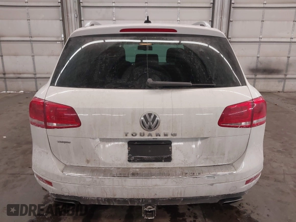 2013 Volkswagen Touareg Lux with VIN WVGEF9BP5DD011511, listed as a IAAI auction lot 41608840 with 167,350 mi miles and . Bid and sale history available at DreamBid. Image 17.