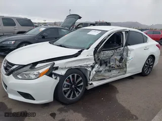 2018 Nissan Altima 2.5 SV with VIN 1N4AL3AP9JC276255, listed as a IAAI auction lot 41700116 with 1 mi miles. Bid and sale history available at carsss.com. Image 6.
