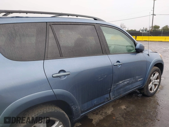2006 Toyota RAV4 Sport with VIN JTMZD32V266014784, listed as a IAAI auction lot 41582432 with 75,459 mi miles. Bid and sale history available at carsss.com. Image 13.