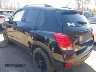 2022 Chevrolet Trax LT with VIN KL7CJPSM5NB537474, listed as a IAAI auction lot 42050358 with 61,144 mi miles and . Bid and sale history available at DreamBid. Image 3.