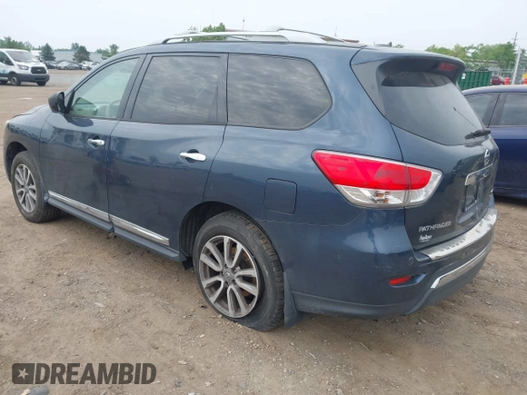 2014 Nissan Pathfinder SV with VIN 5N1AR2MM6EC684928, listed as a IAAI auction lot 42502135 with 46,029 mi miles and . Bid and sale history available at DreamBid. Image 3.
