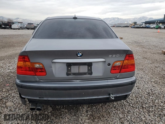 2005 BMW 3 Series 330xi with VIN WBAEW53485PN36755, listed as a Copart auction lot 85317754 with 141,818 mi miles and Salvage Title. Bid and sale history available at DreamBid. Image 6.