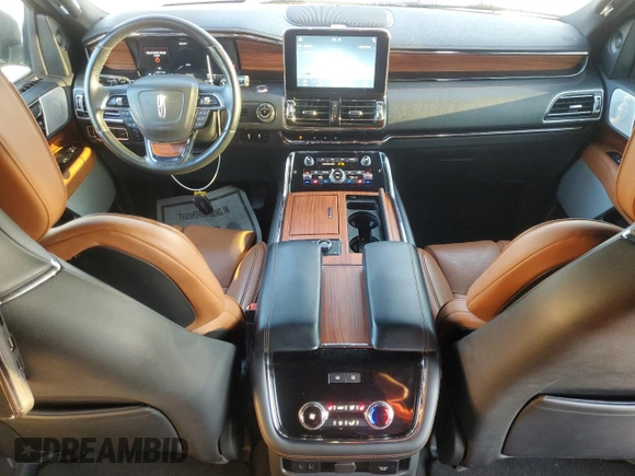 2019 Lincoln Navigator Reserve z VIN 5LMJJ2LT4KEL10282, wystawiony jako Copart lot #68874313 z przebiegiem 67 877 mil mil oraz . Historia ofert i sprzedaży dostępna na DreamBid. Obrazek 8.